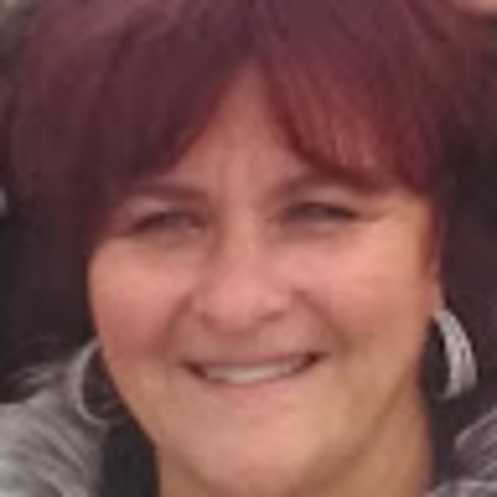 Meet your Posher, Dee